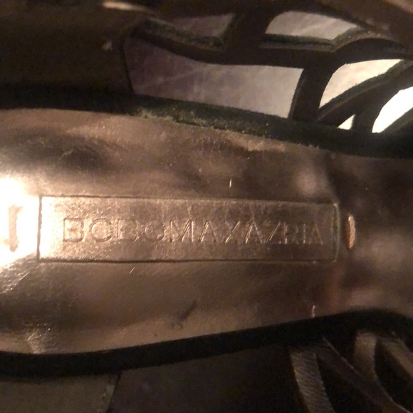 BCBG Maxazria shoes in size 6.5 - Picture 2 of 7